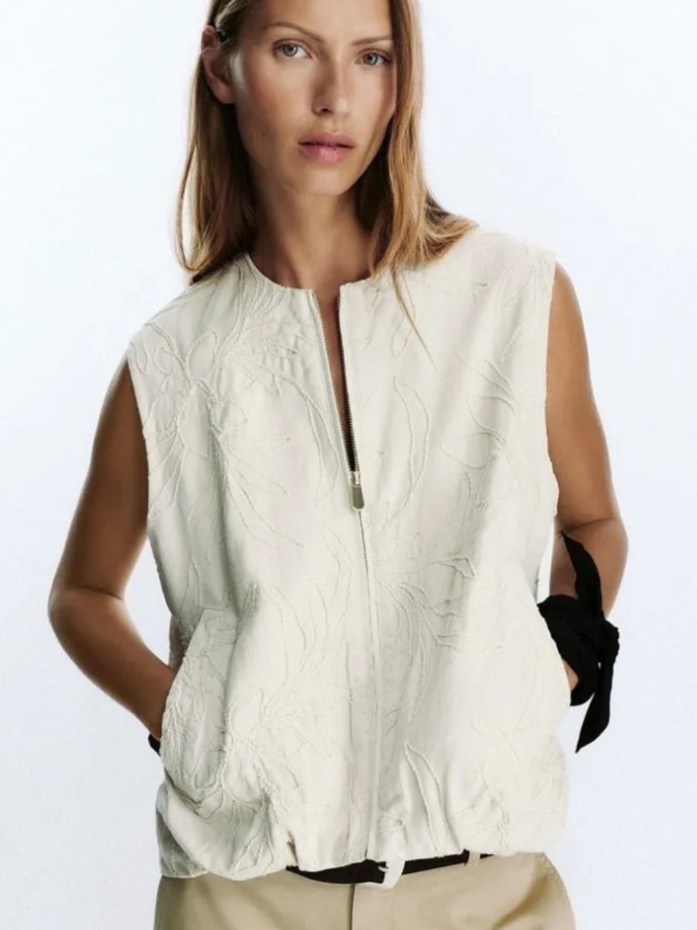 Zara Cream Embroidered Sleeveless Zip-Front Vest
